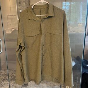 Lululemon Long Sleeve Shirt Mens Size XL Olive Green Snap Front